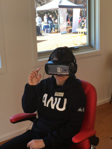 The Deputy Vice-Chancellor enjoys the Oculus Rift tour.